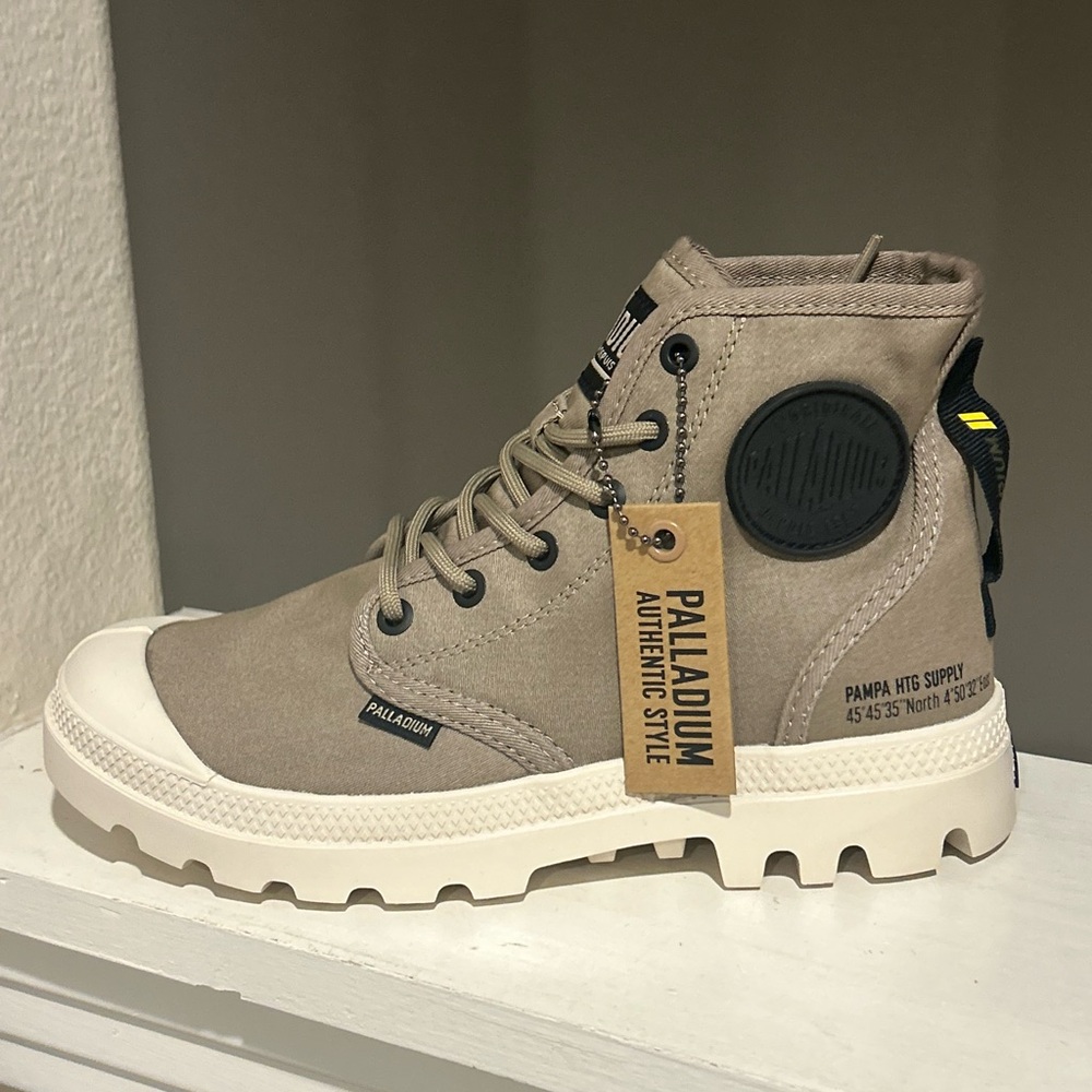 Palladium Pampa Hi HTG Supply Dune Women’s Size 6 Boots 77356-297-M NIB - Picture 4 of 10